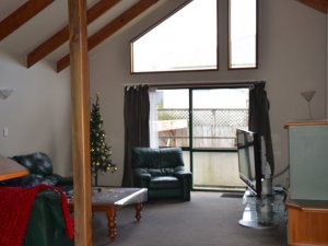 Lounge-3