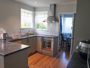 Kitchen u