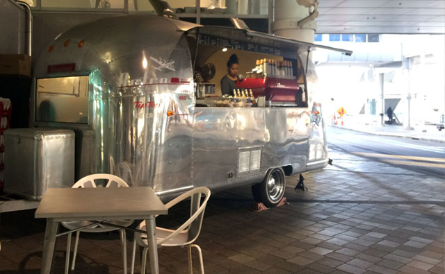 空港でのコーヒータイム