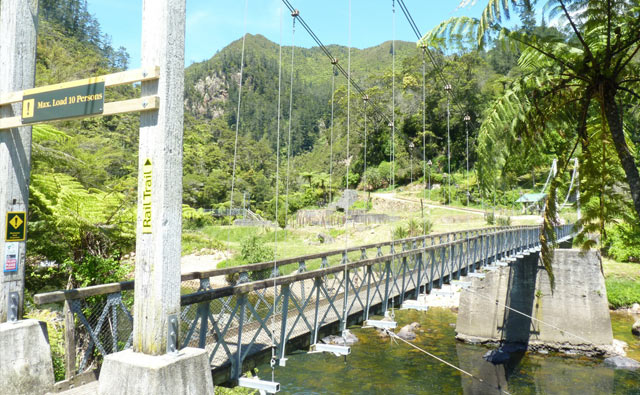 吊り橋