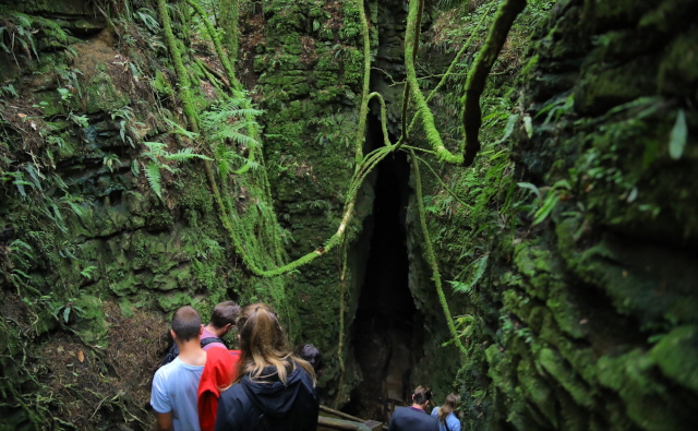 cave0