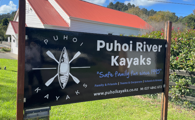 Puhoi Riverでカヤックをしよう！