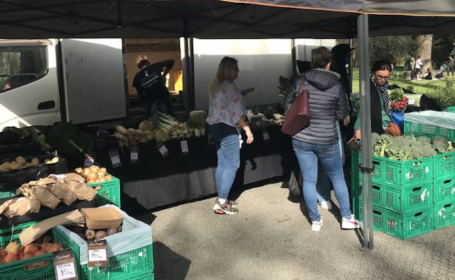 CHCfarmars-market-homestead3