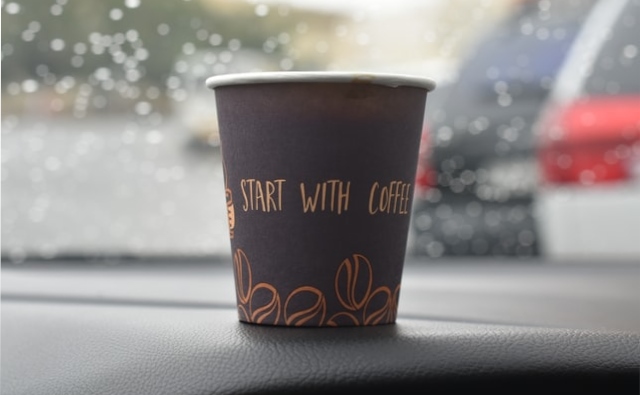 紙製コーヒーカップ